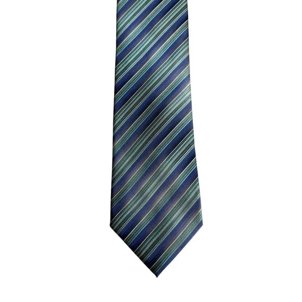 Van Heusen Silk Tie Handmade Quiet Luxury Career Professional Wedding Formal